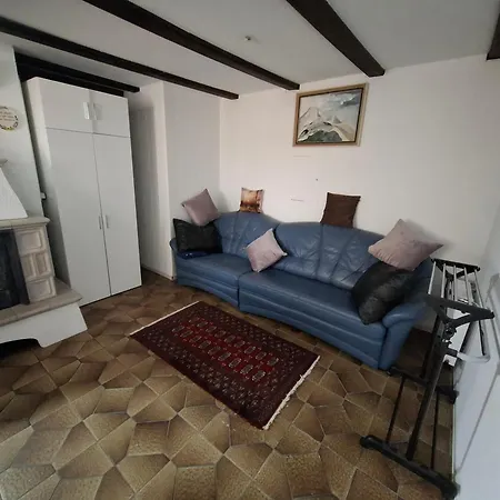 Nr 6 Apartment